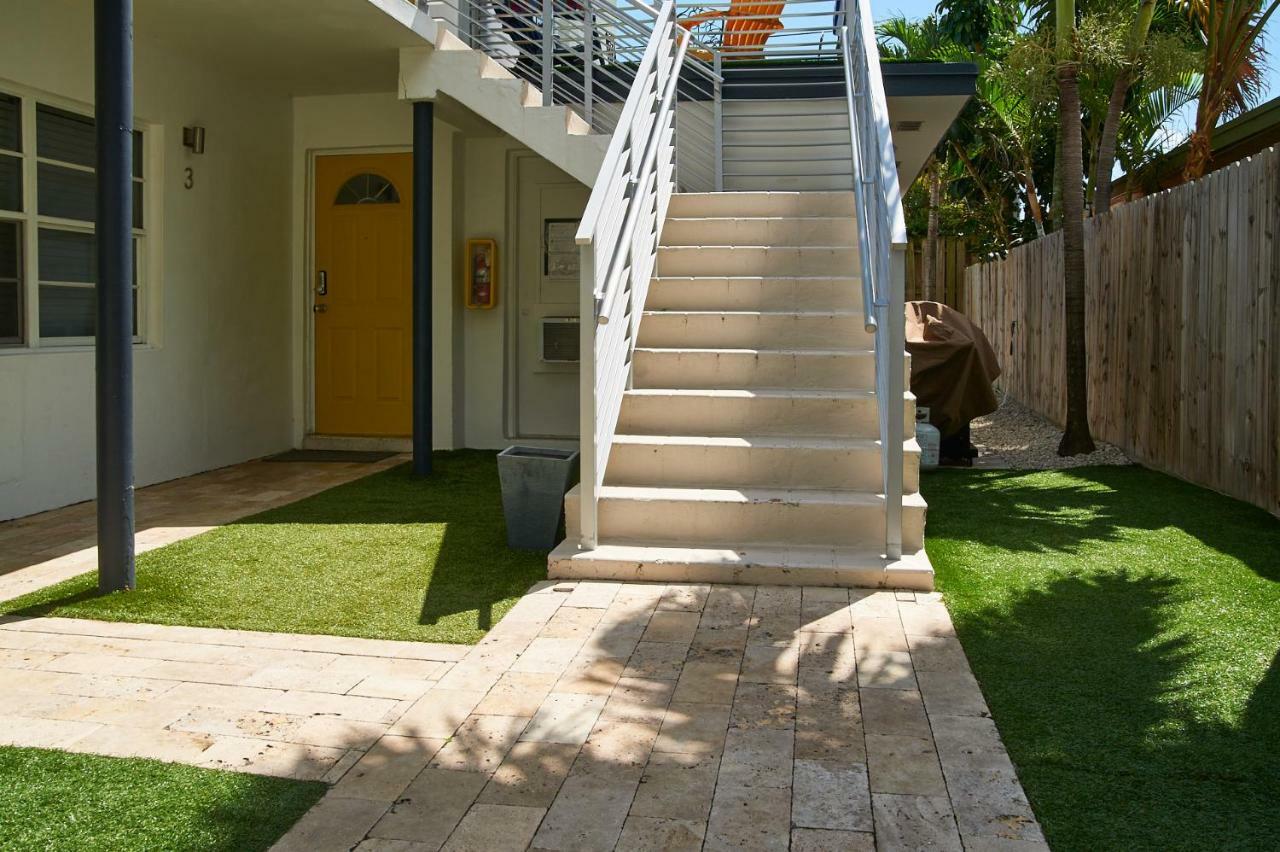 Clean Cosy Flat, Steps From The Beach Fort Lauderdale Exterior photo